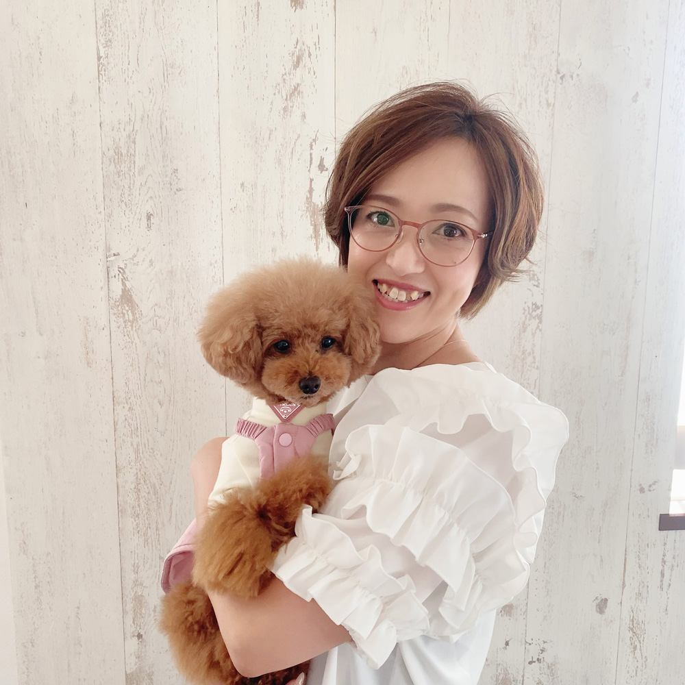 代表 吉河 加奈子
